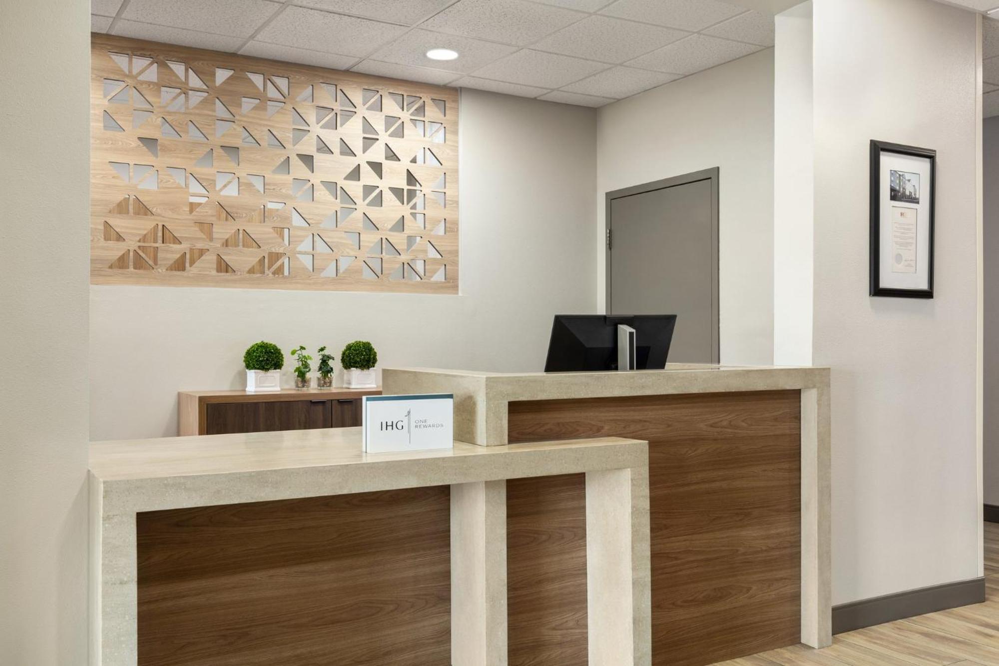 Candlewood Suites Tuscaloosa By Ihg Eksteriør billede